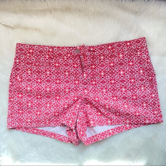 GAP Shorts - Picture 1 of 6